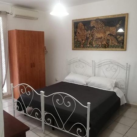 La Nicchia Apartment Bari Luaran gambar