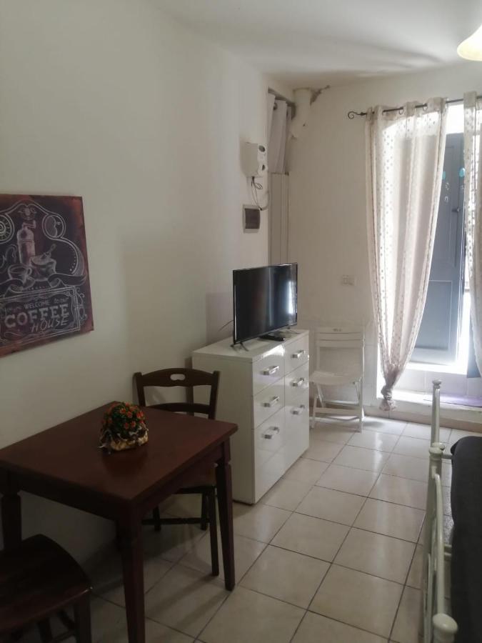 La Nicchia Apartment Bari Luaran gambar
