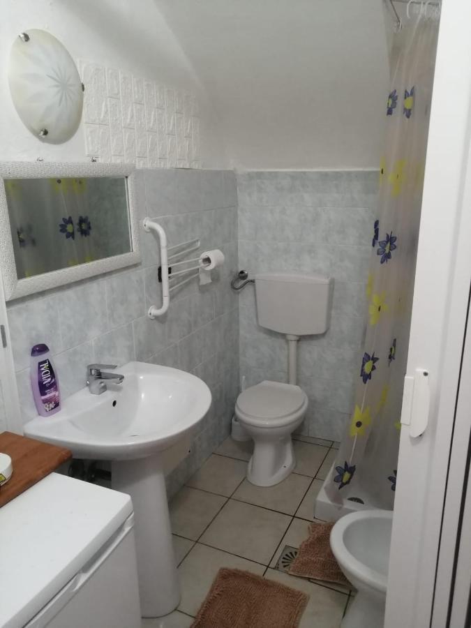 La Nicchia Apartment Bari Luaran gambar